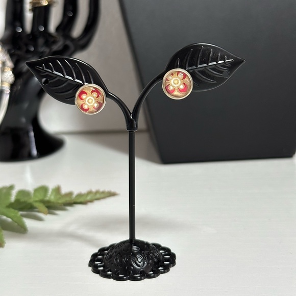 Flower Shaped Dro Earrings - Picture 1 of 5